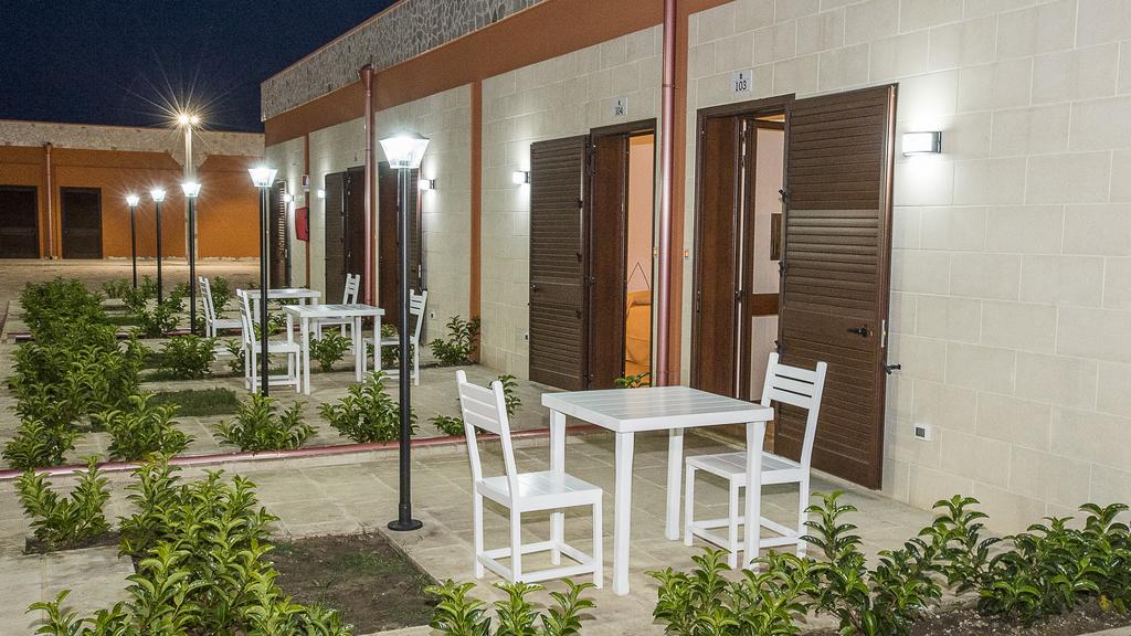 Agriturismo Tenuta Don Giovanni Мелендуньо Экстерьер фото